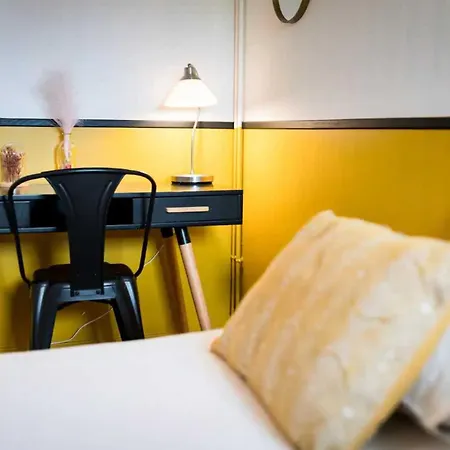 Lejlighed Elegant 2 Bedroom Triplex With Parking Honfleur