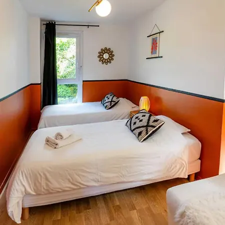 아파트 Elegant 2 Bedroom Triplex With Parking 옹플뢰르