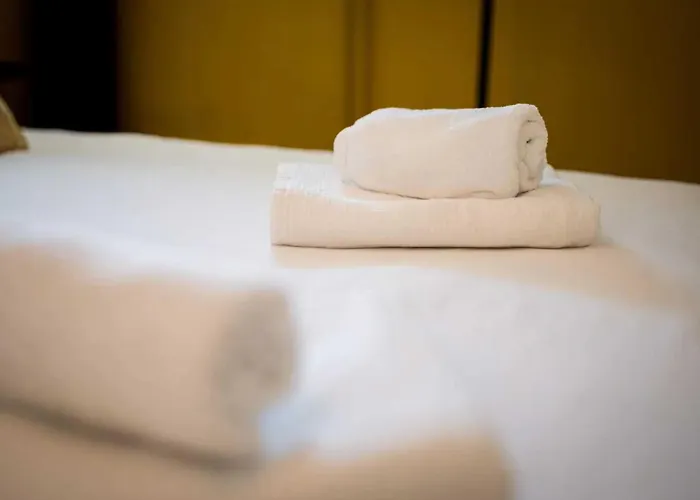 Elegant 2 Bedroom Triplex With Parking شقة أونفلور